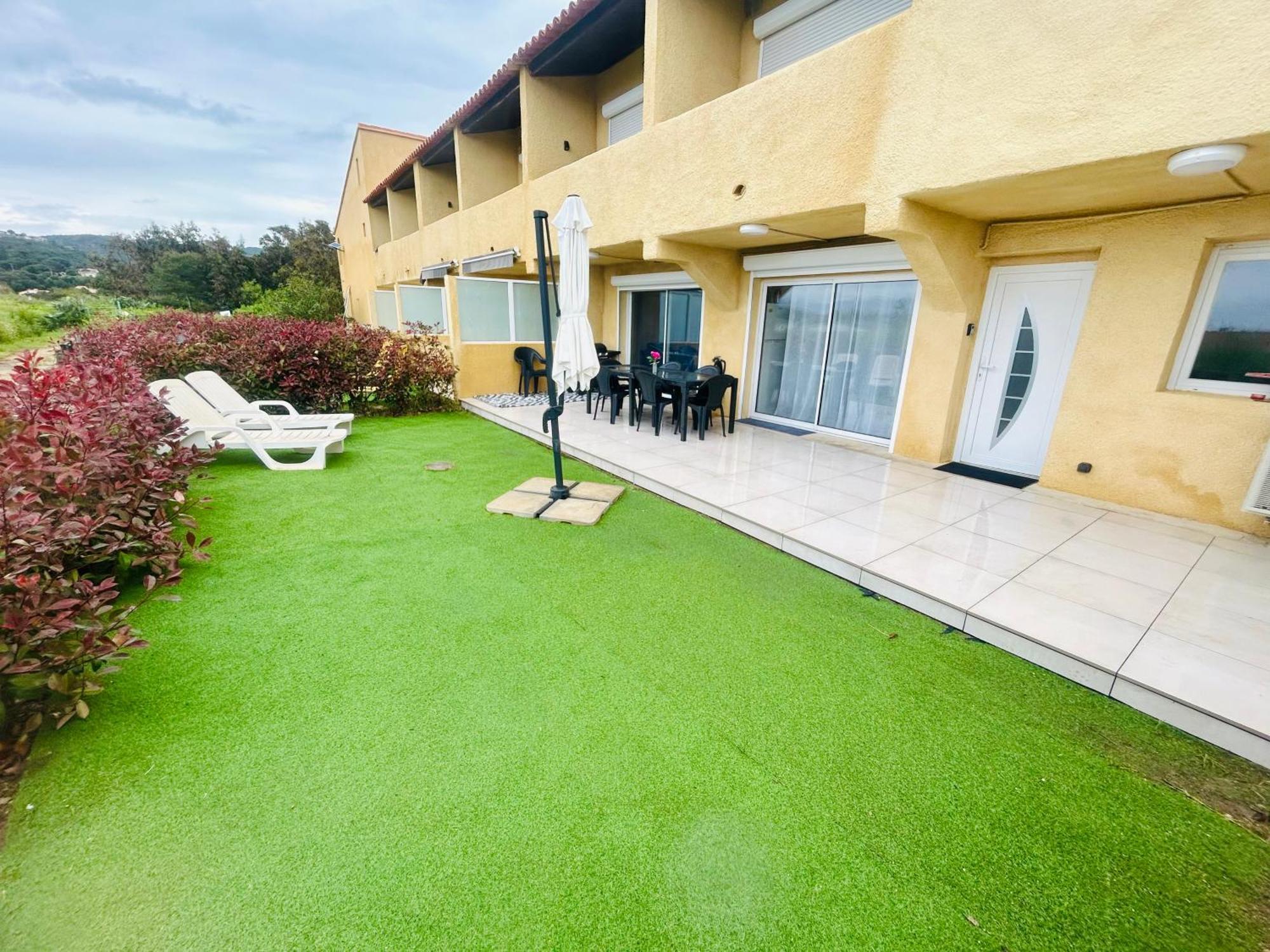 La Belle Vie F4 Bord De Plage Avec Jardin Calcatoggio  Phòng bức ảnh